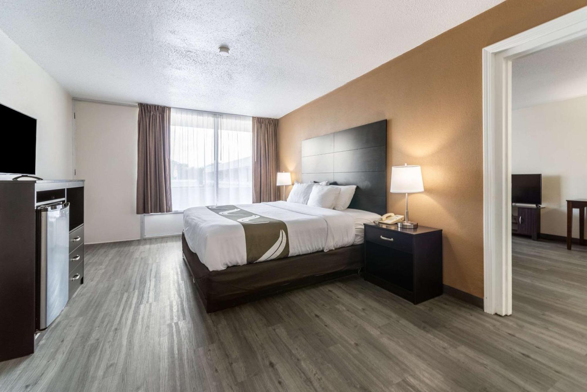 Quality Inn & Suites Vandalia Near I-70 And Hwy 51 Ngoại thất bức ảnh