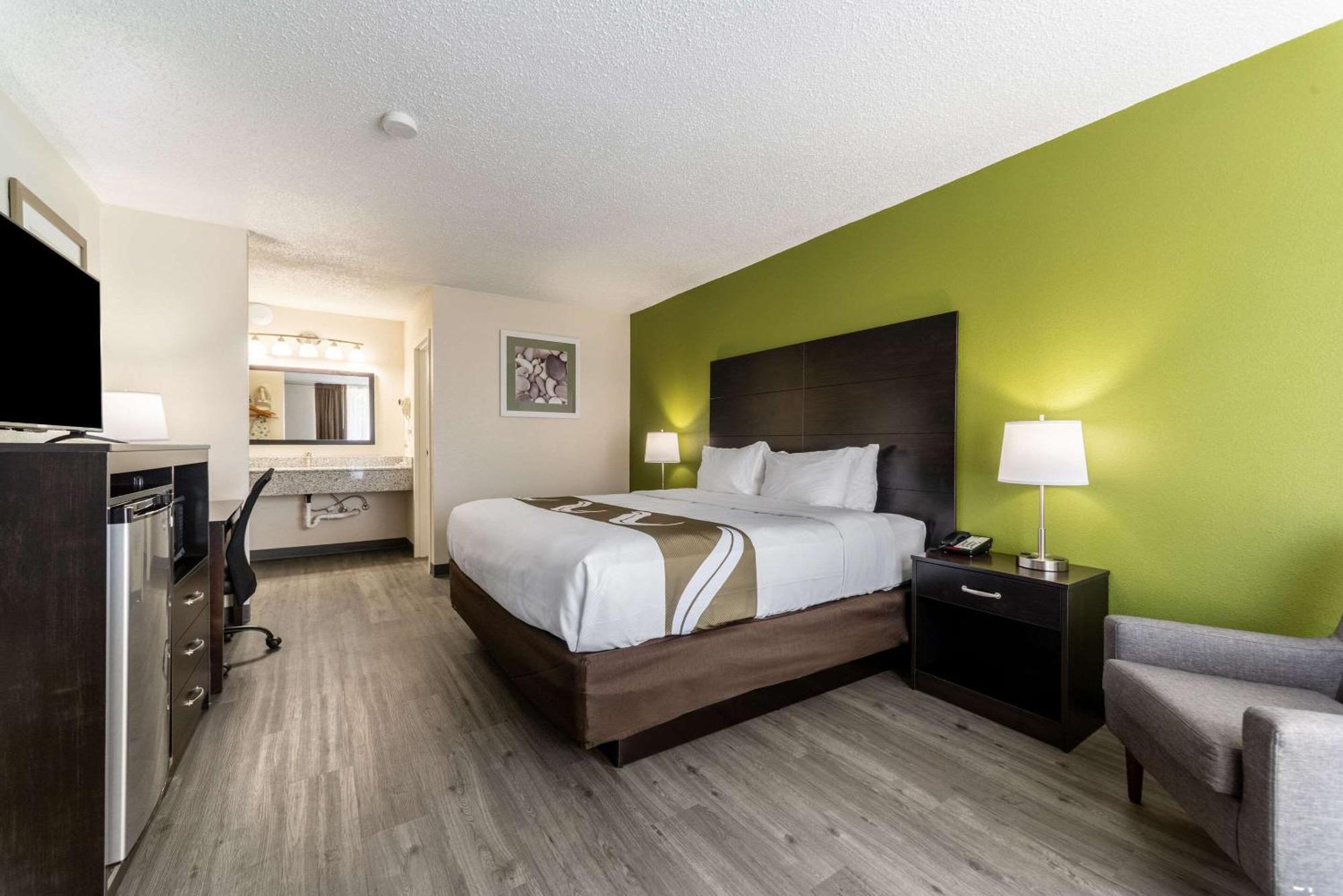 Quality Inn & Suites Vandalia Near I-70 And Hwy 51 Ngoại thất bức ảnh