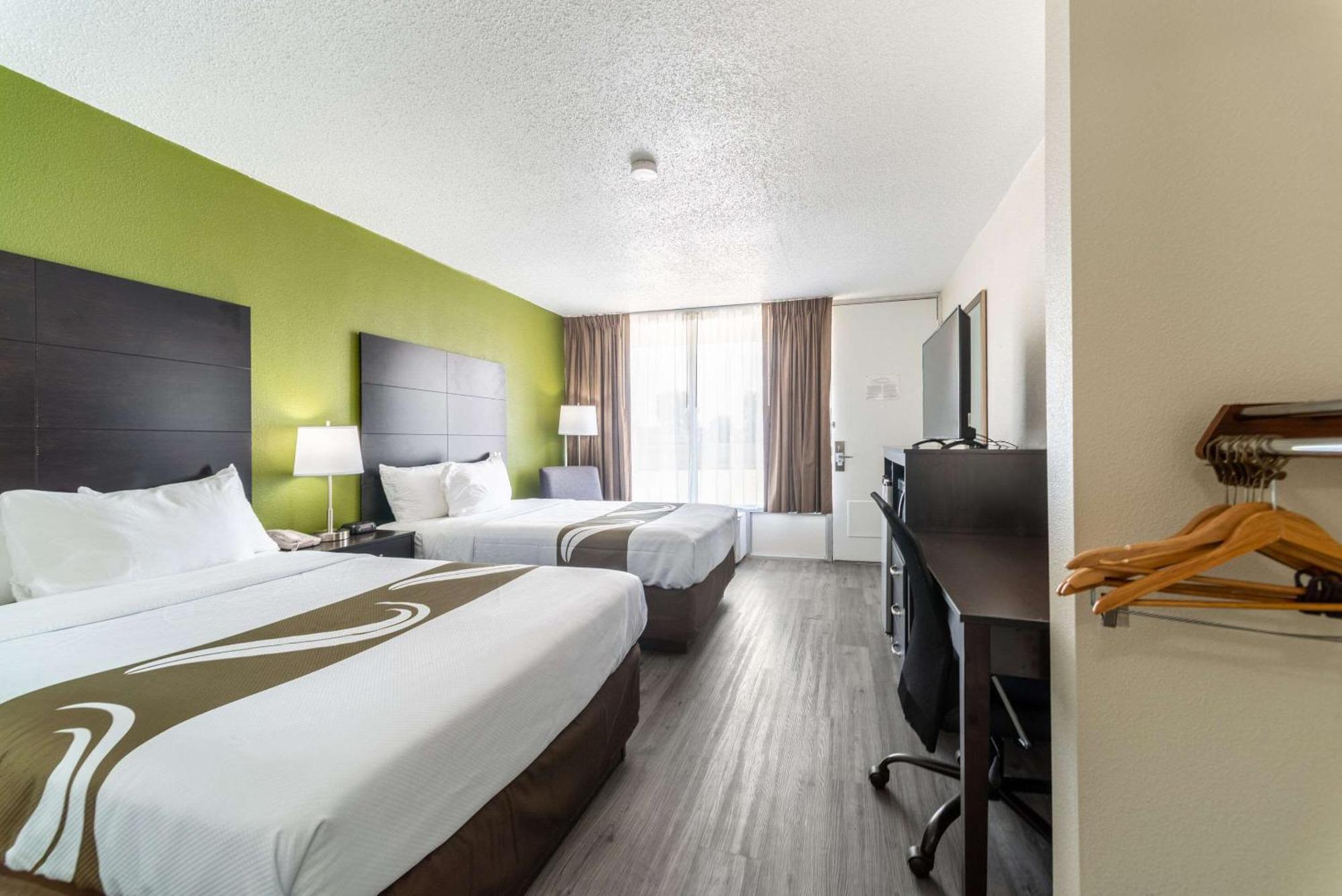 Quality Inn & Suites Vandalia Near I-70 And Hwy 51 Ngoại thất bức ảnh