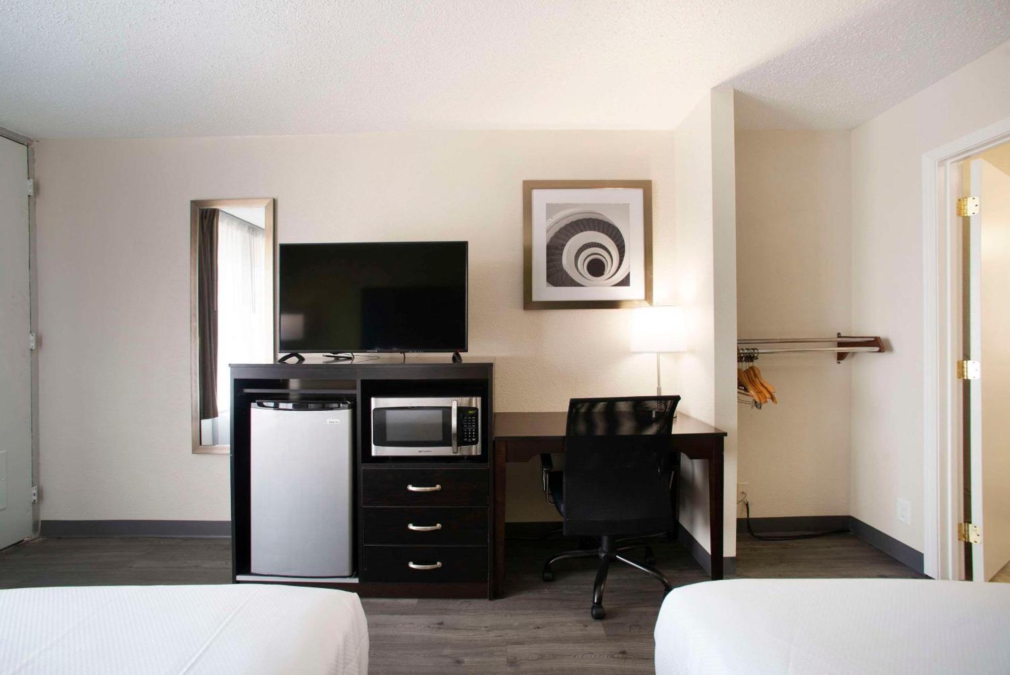 Quality Inn & Suites Vandalia Near I-70 And Hwy 51 Ngoại thất bức ảnh