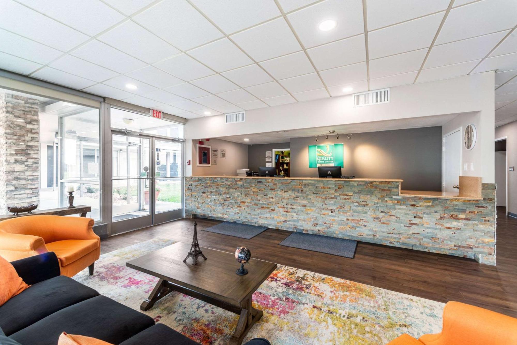Quality Inn & Suites Vandalia Near I-70 And Hwy 51 Ngoại thất bức ảnh