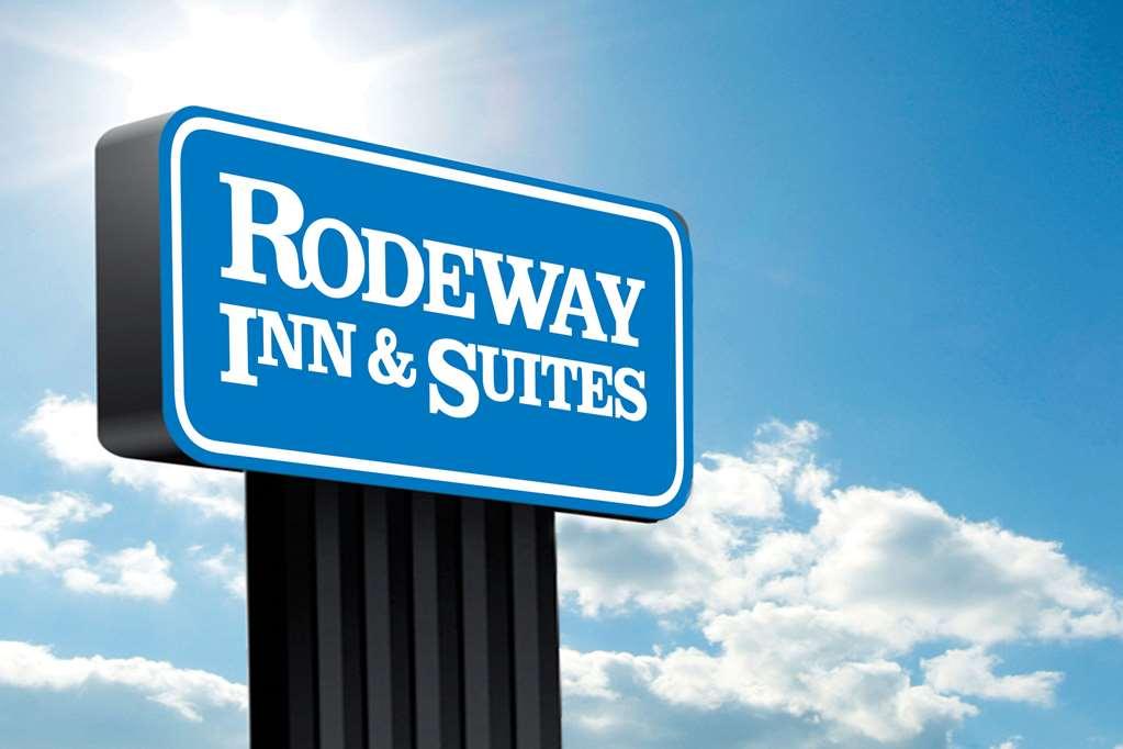 Quality Inn & Suites Vandalia Near I-70 And Hwy 51 Ngoại thất bức ảnh
